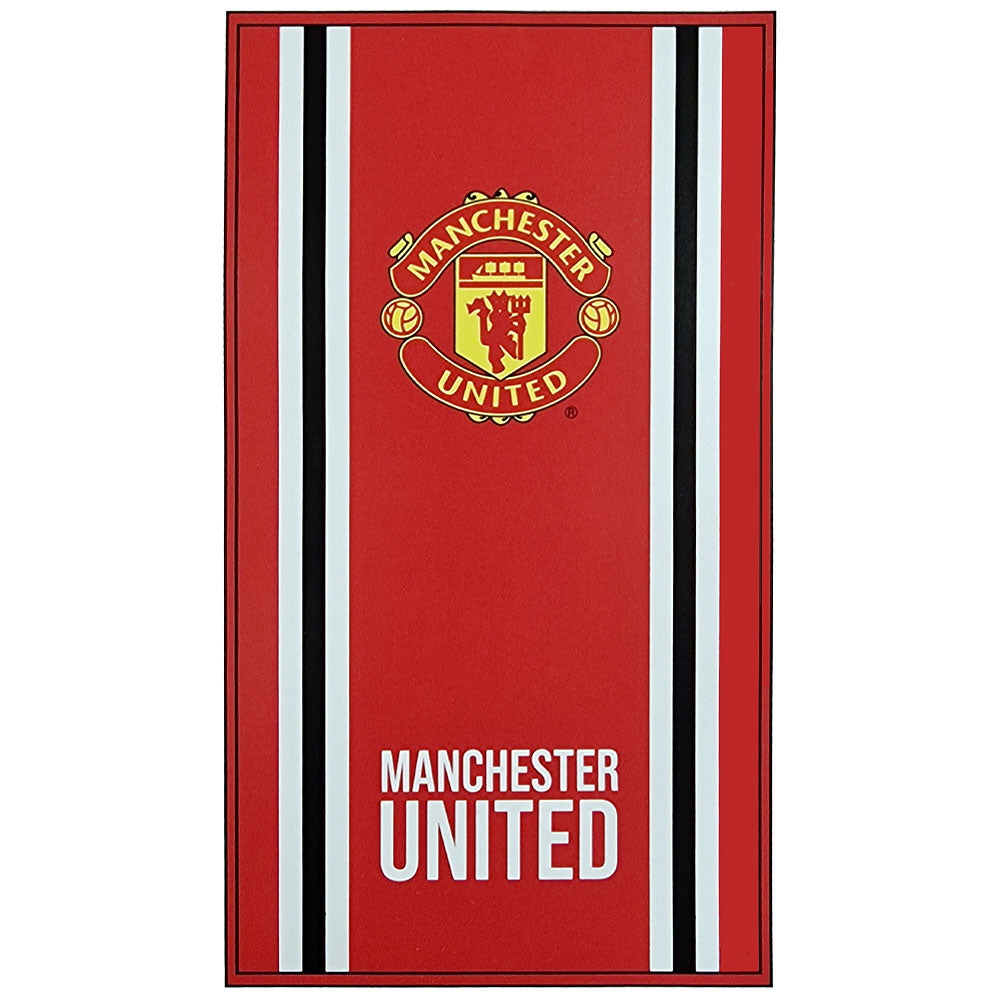 Manchester United håndklæde i rødt Core Stripe-design med logo og klubnavn
